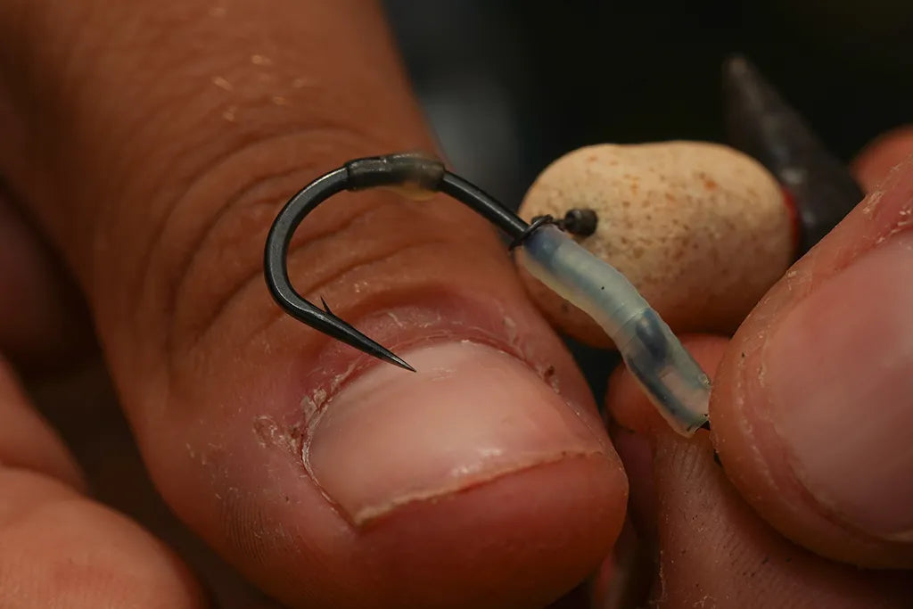 OMC TWEAKERS Touch Me Up острилка за куки